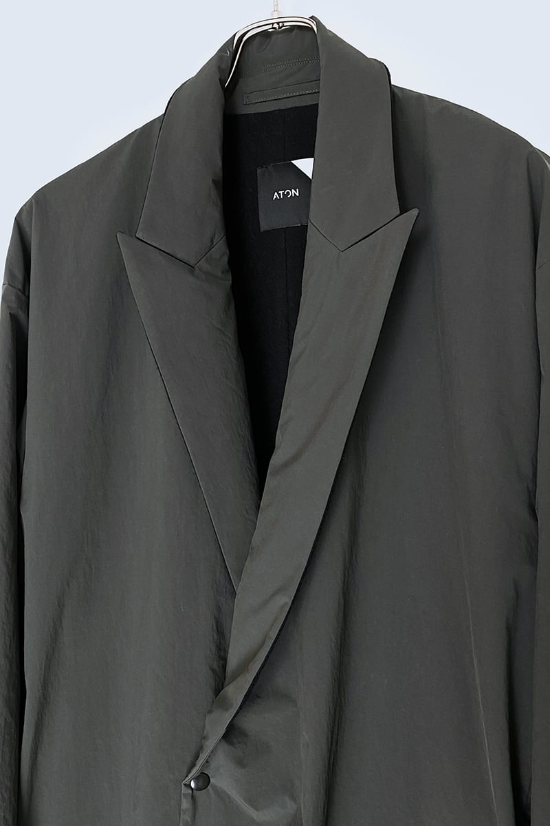 ATON(エイトン) ASAKO NYLON | PEAKED LAPEL COAT 麻粉ナイロン