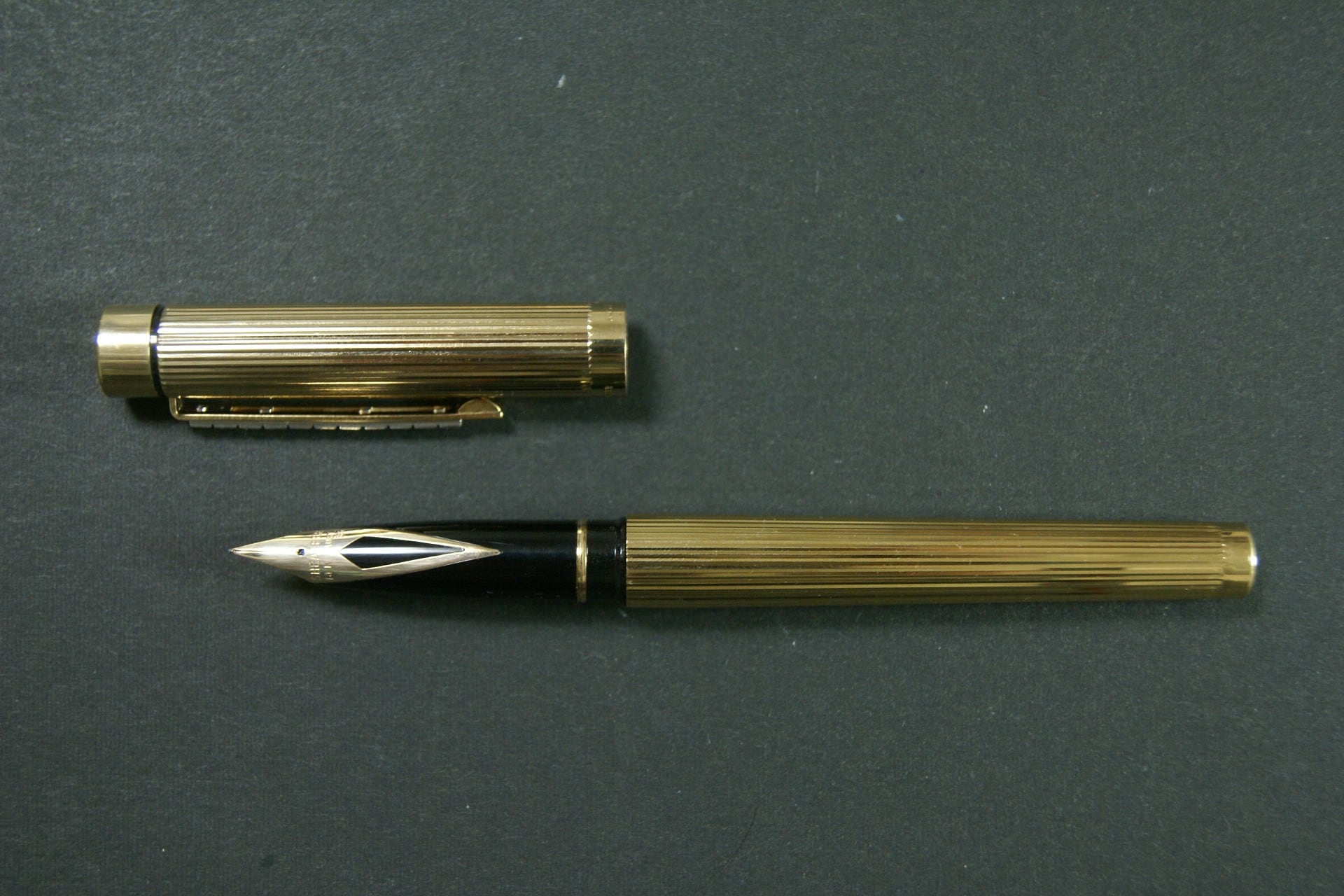 1976 シェーファー タルガ 1005 SHEAFFER Targa 1005 14K 00445
