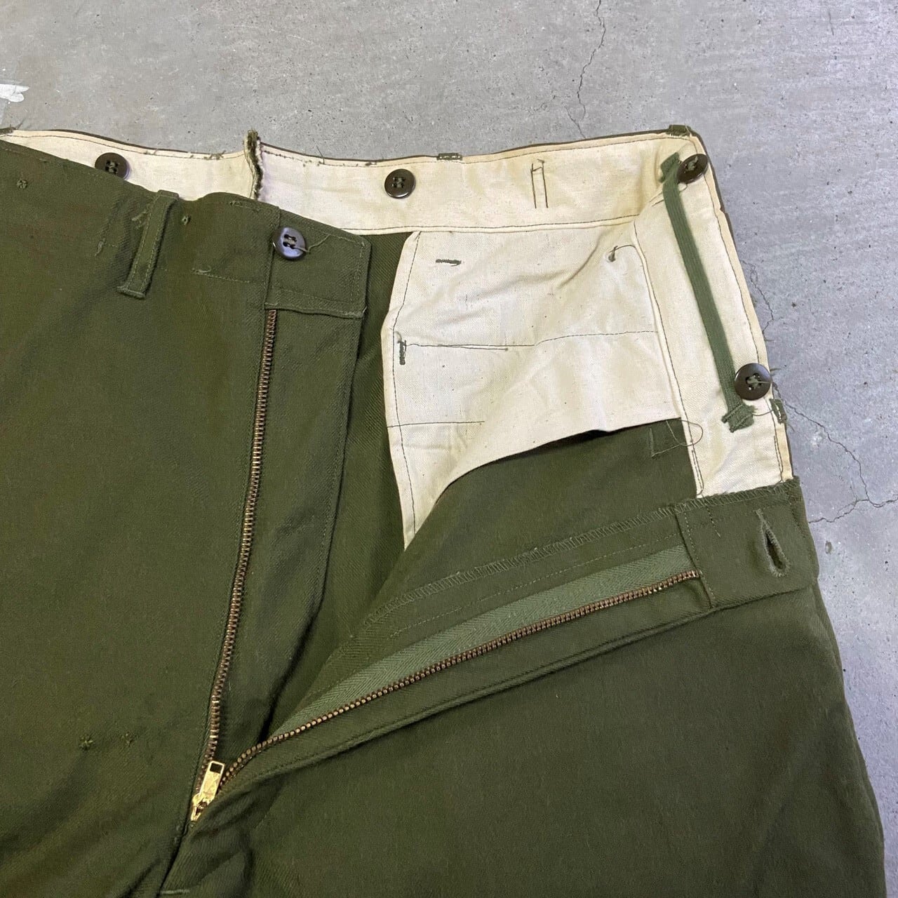 50年代 米軍実品 U.S.ARMY M-51 フィールドパンツ トラウザー ウールパンツ メンズW37相当 ビンテージ ミリタリーパンツ 50s  ヴィンテージ カーキ グリーン 古着【ロングパンツ】【VTG】【new22】 | cave 古着屋【公式】古着通販サイト