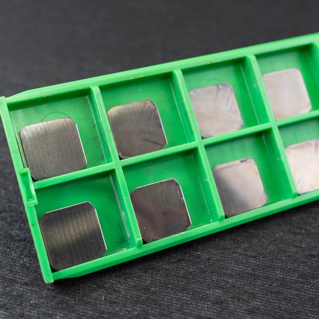 京セラ SPK42XD5R:TC60M（開封済9個入）