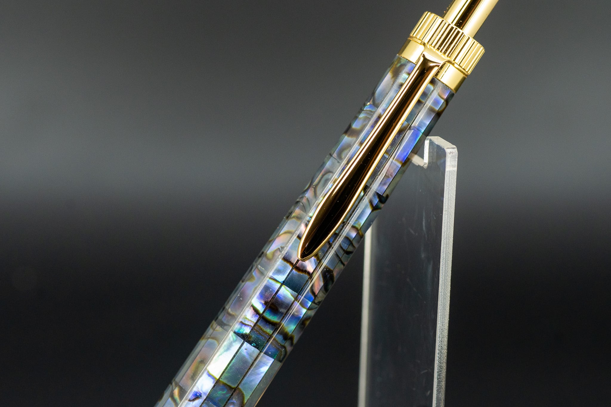 【海洋の宝石】ニュージーランド産 アバロン gold BP