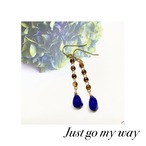 天然石ラピスラズリピアス