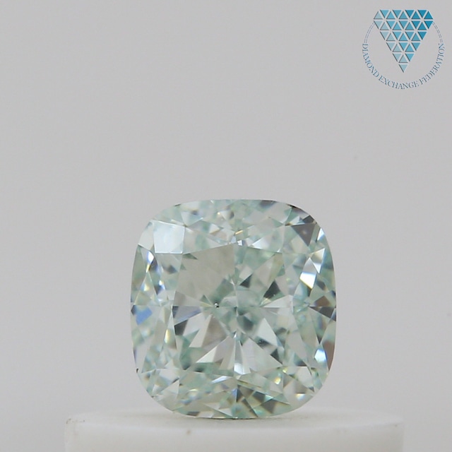 0.35 ct FANCY LIGHT  GREEN VS2 CUSHION GIA 天然  ダイヤモンド ルース