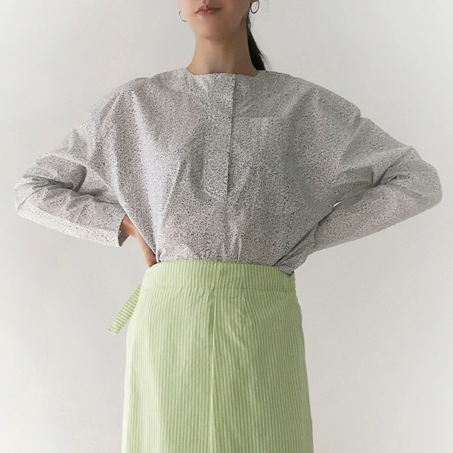 One side pocket top "block print black"