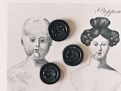 フランス 1900s 幾何学の黒花とgalalithe製ボタンセットd アンティーク