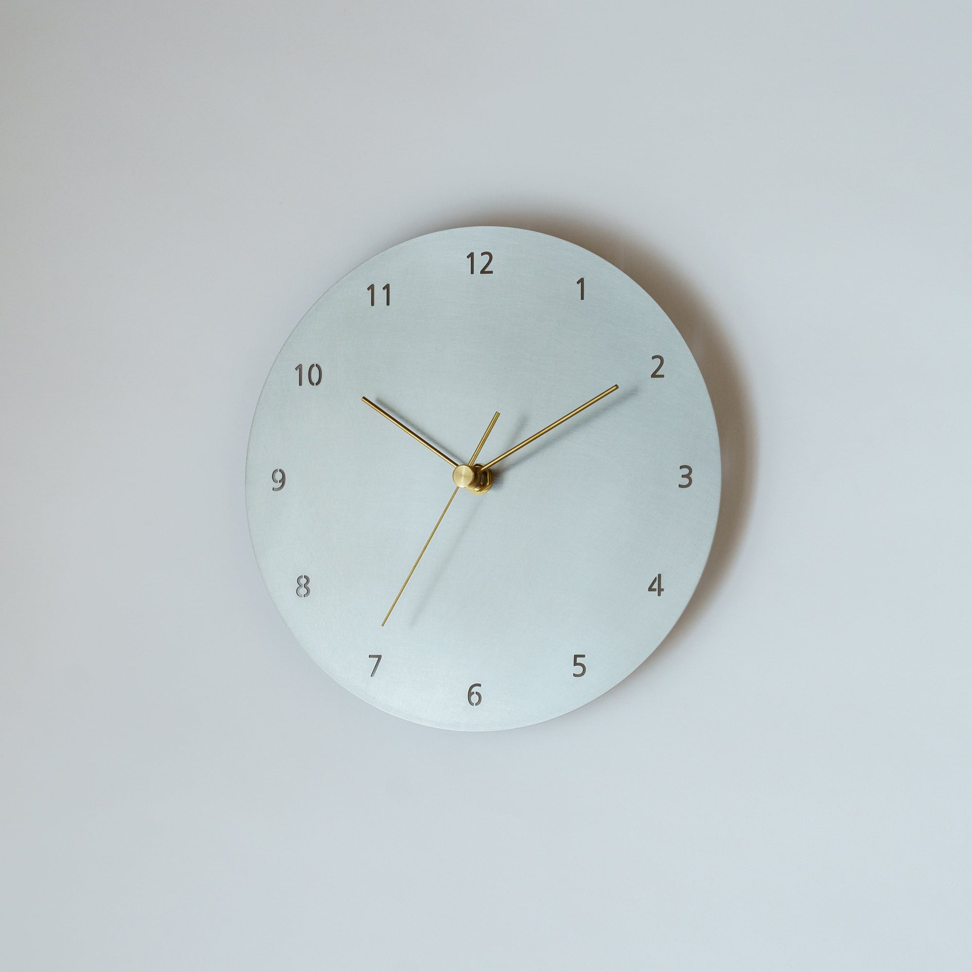 【値下げ】KUMIJI 壁掛け時計 ステンレス minimal wall clock 220 _ number / stainless 壁掛け時計 220
