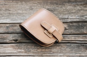 【受注製作】本革サドルレザーのショート財布（フラップ）