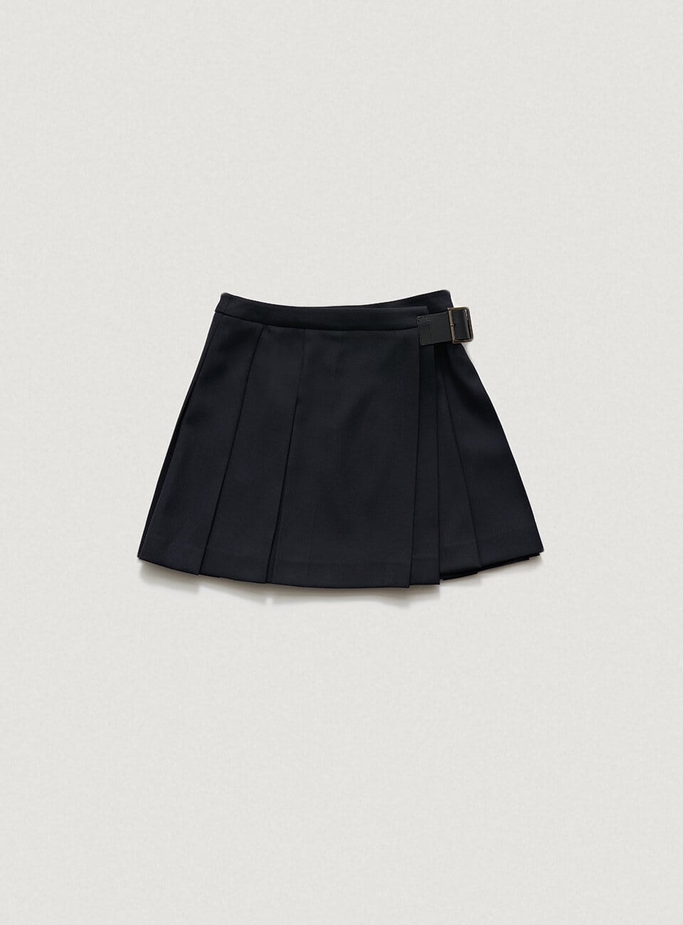 [The Barnnet] Buckle-Strap Pleated Skirt 正規品 韓国ブランド 韓国通販 韓国代行 韓国ファッション |  BONZ (韓国ブランド 代行) powered by BASE