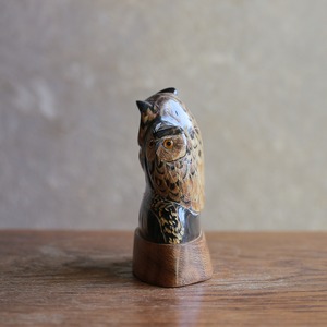 水牛の角で作られたフクロウ 17
