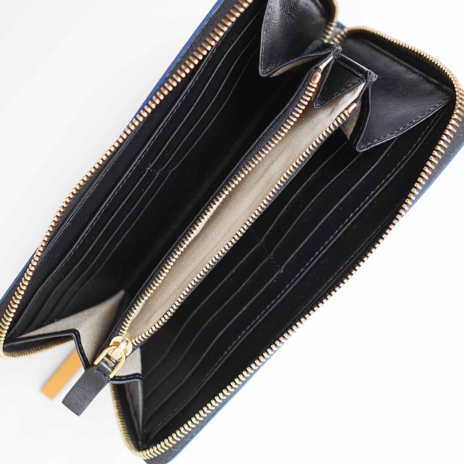 [NEW] MARNI ZIP AROUND LONG WALLET PFMOE11U19