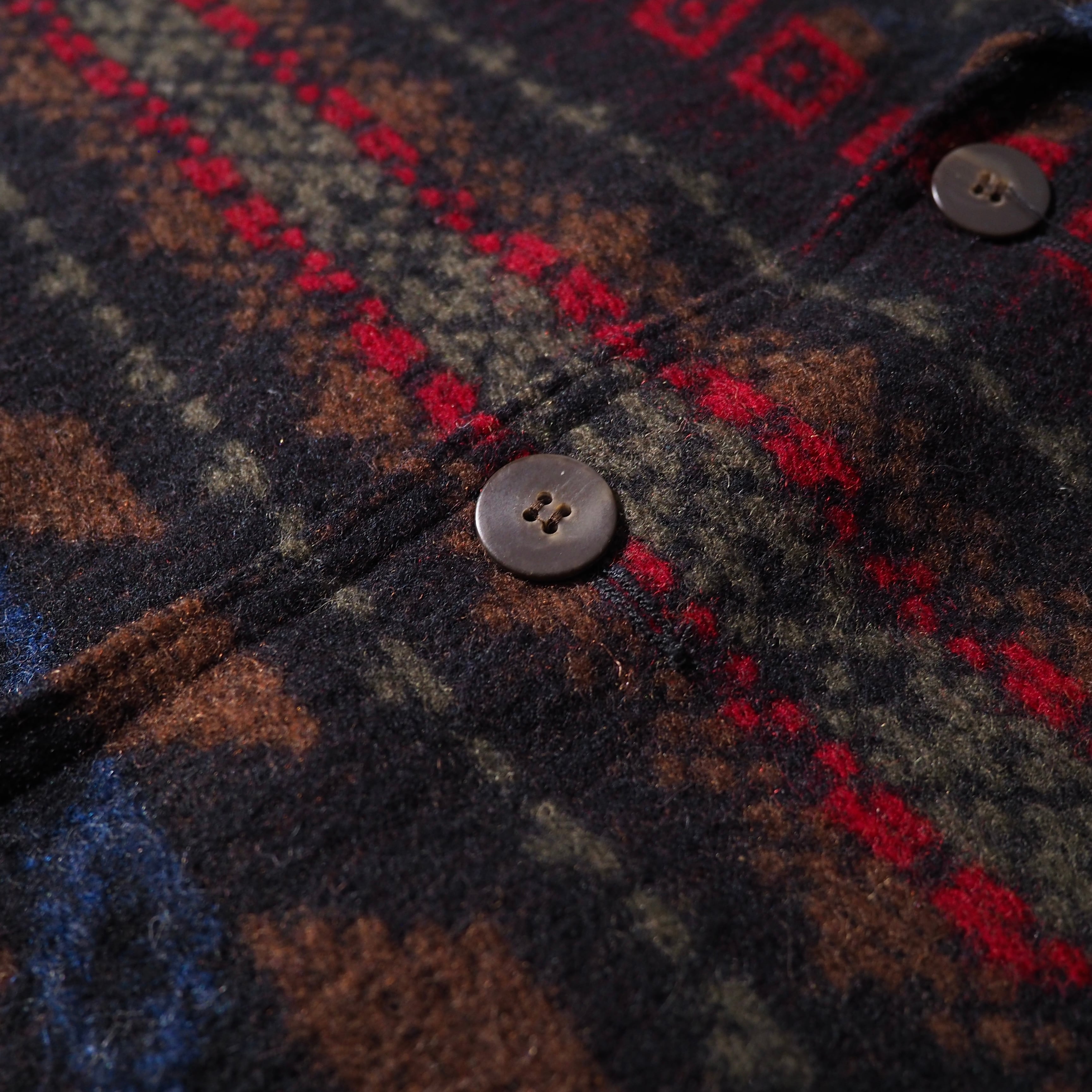 ” WOOLRICH ” Beautiful Nordic Ethnic Embroidery vintage vest (made in Usa)