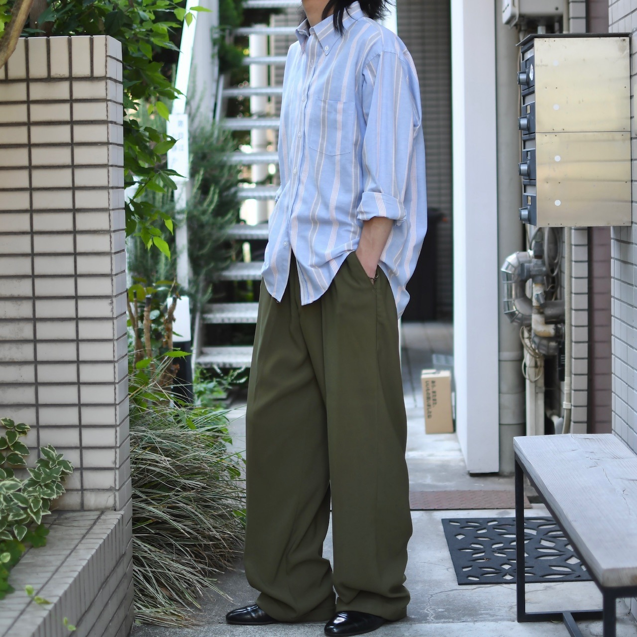 NEW・GEN  drape silhouette wide 2tuck slacks khaki