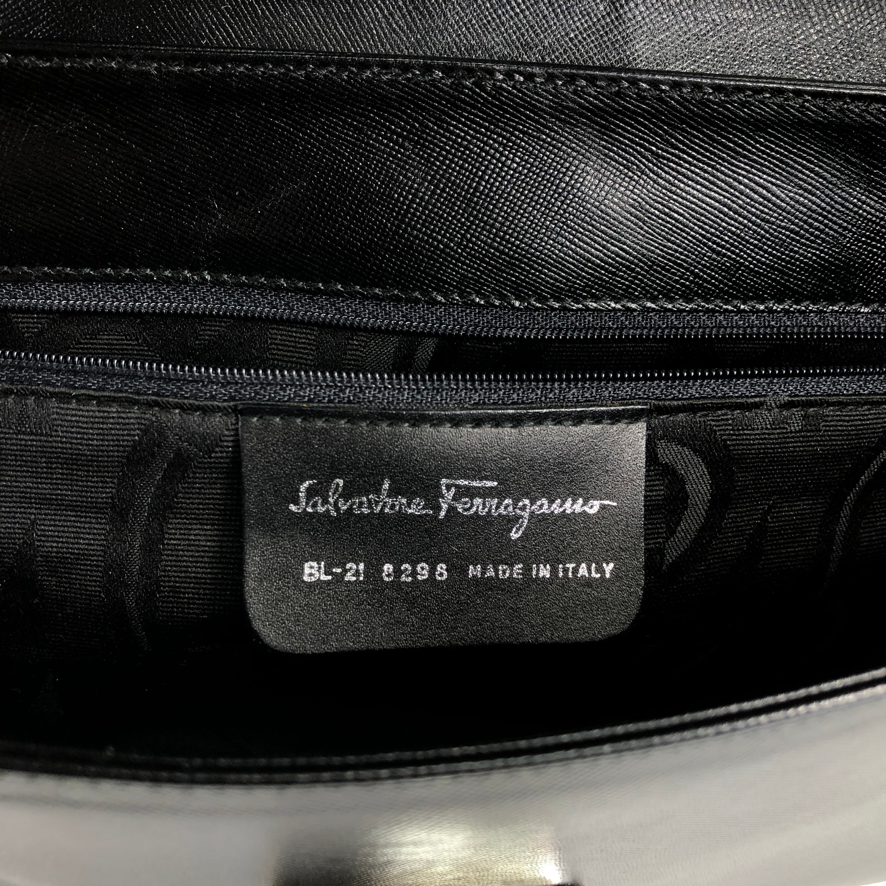 Salvatore Ferragamo サルヴァトーレ フェラガモ ショルダーバッグ