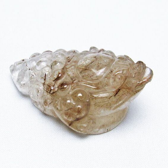金針ルチル 金蟾 置物 手彫り 彫刻品 キンセン ルチルクォーツ 原石 一点物 144-61