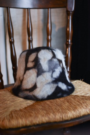 KISHIDAMIKI  angola cloche hat