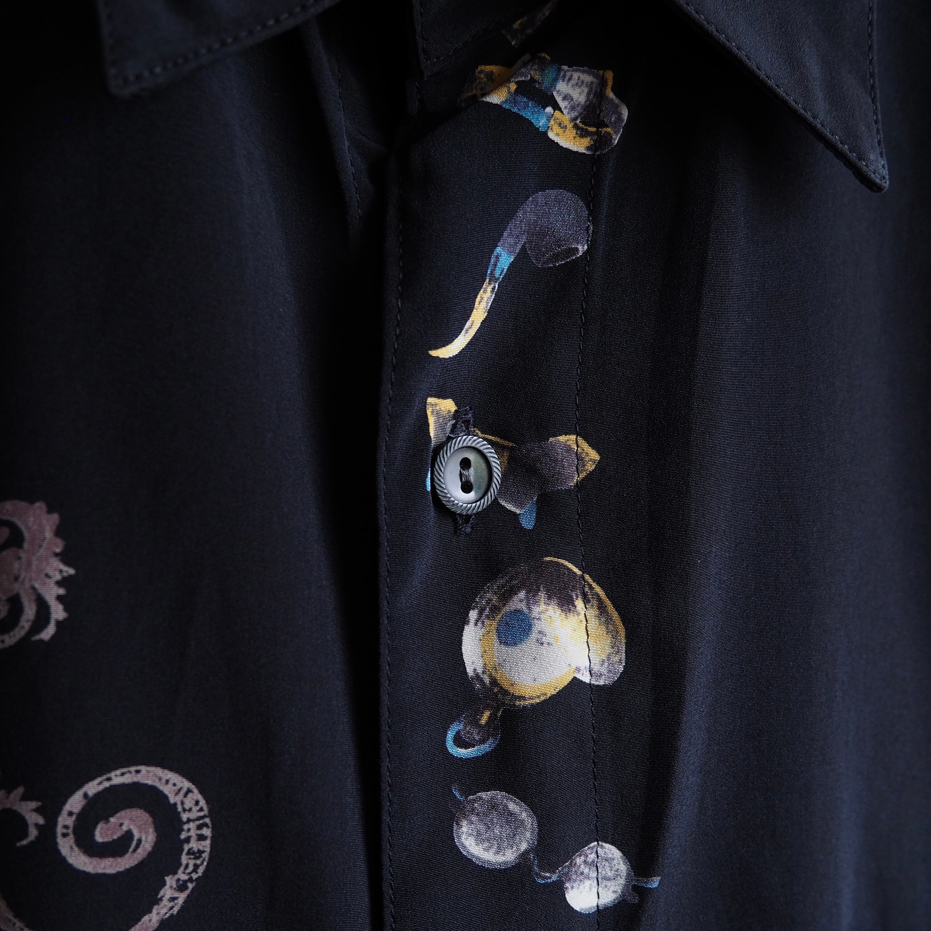 1990s Modern luxury retro art Design vintage Drape loose shirt