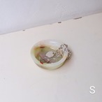 グリーンなまるいジュエリートレイ