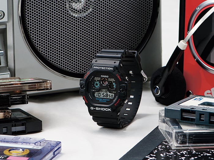 G-SHOCK マットブラック 復刻モデル DW-5900-1JF