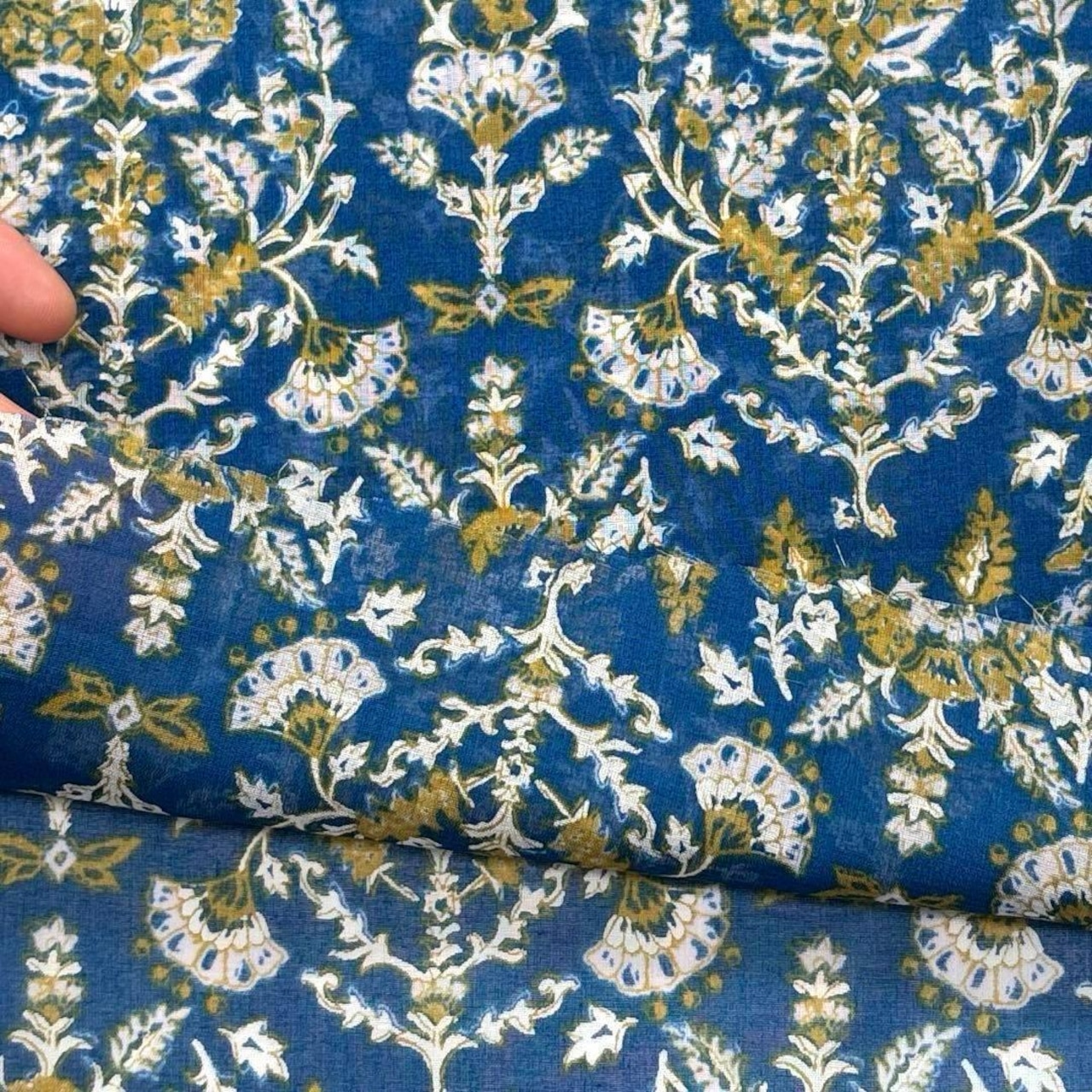 Cdr549-2◆1m◆SM◆綿100%ローン生地◆花柄