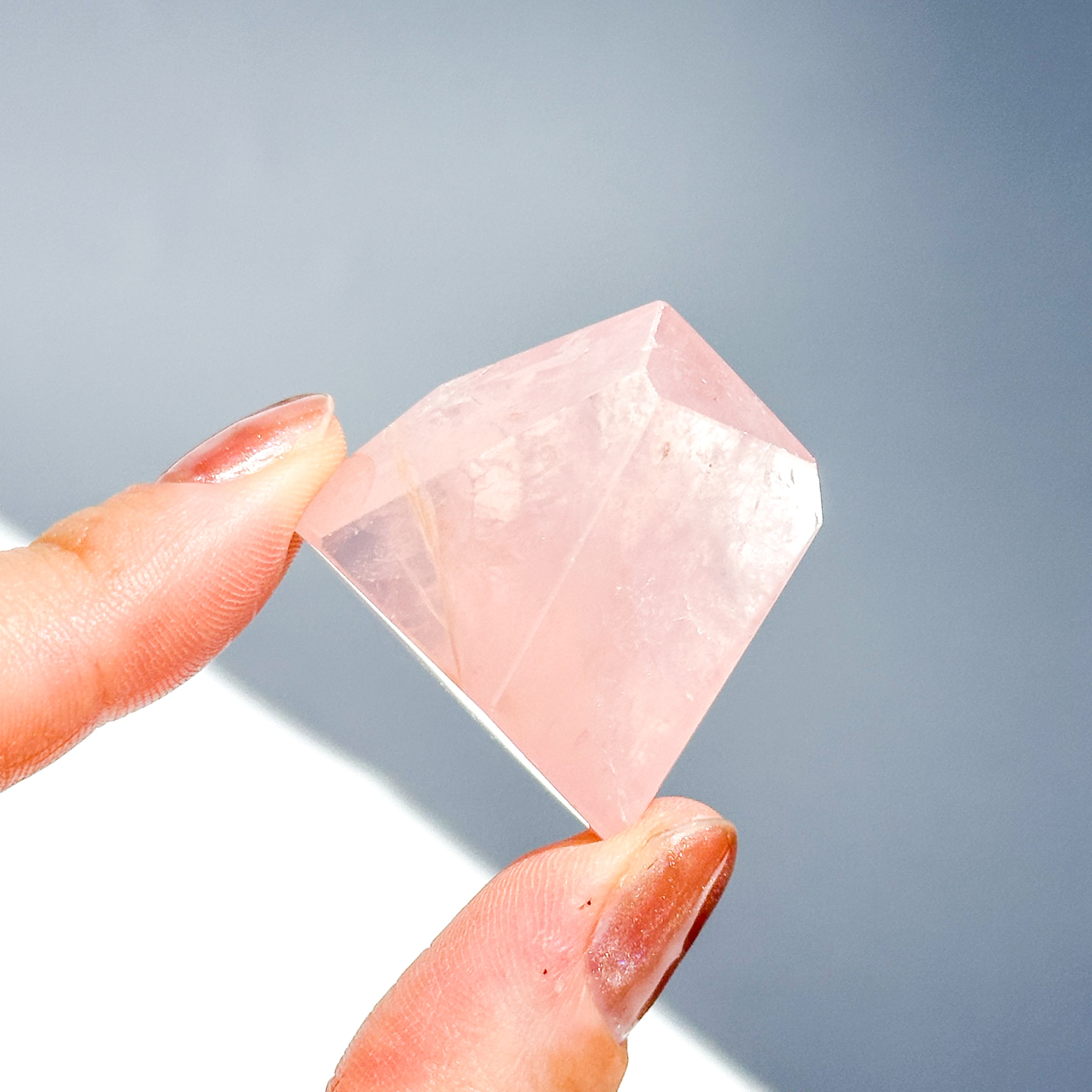 高品質】バイーア産ローズクォーツ フリーフォーム51◇ Rose Quartz