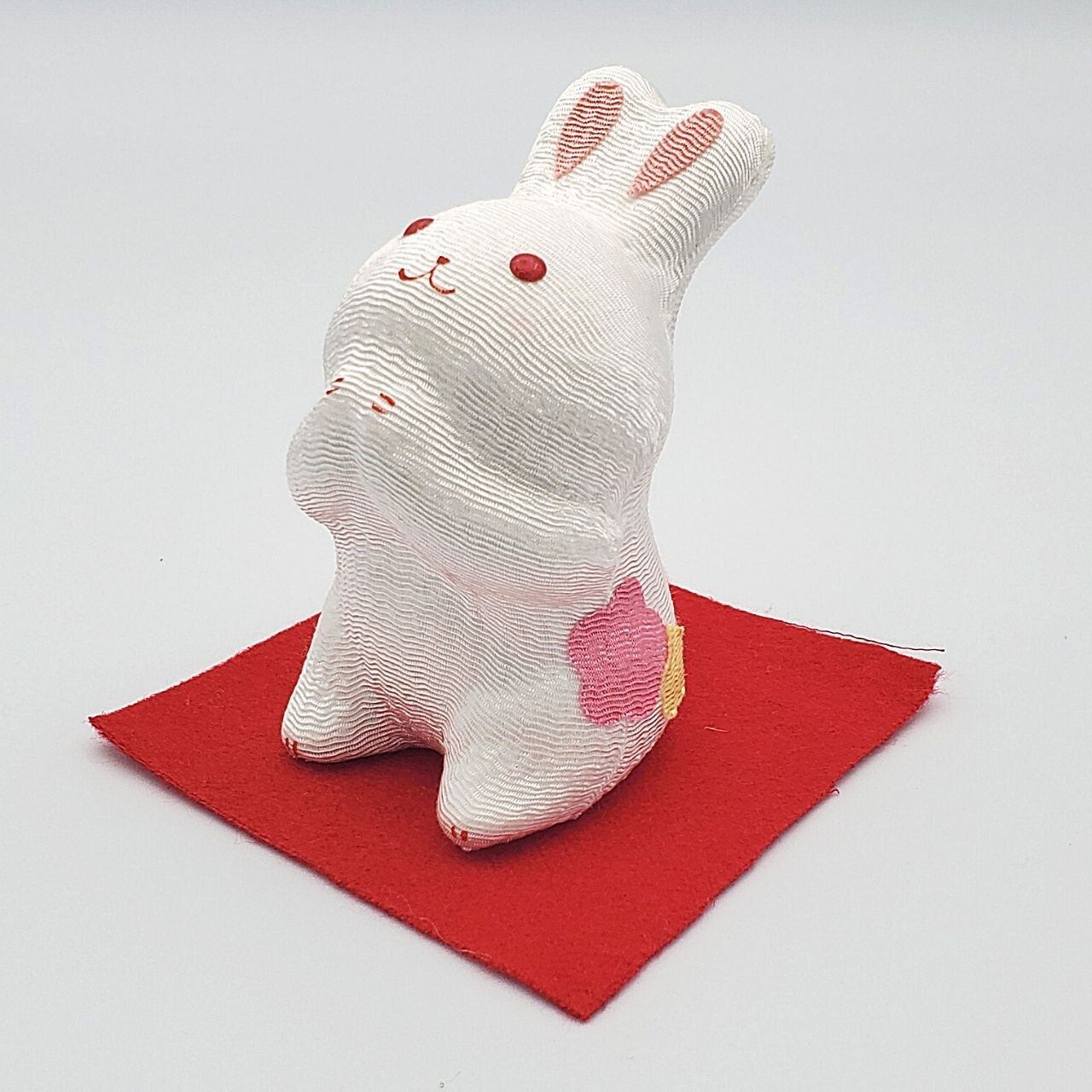 ちりめんのカワイイおねだりうさぎ