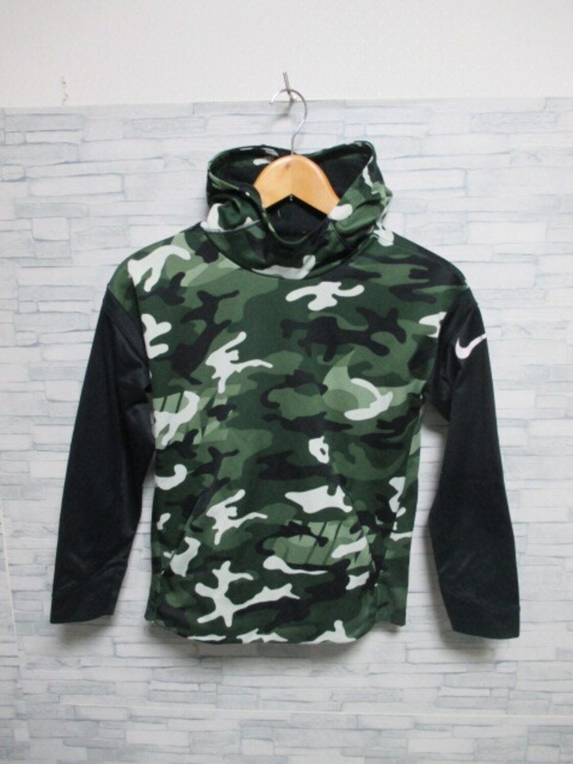 NIKE ナイキ カモ柄 フリース パーカー プルオーバー/キッズ/M/145/72 