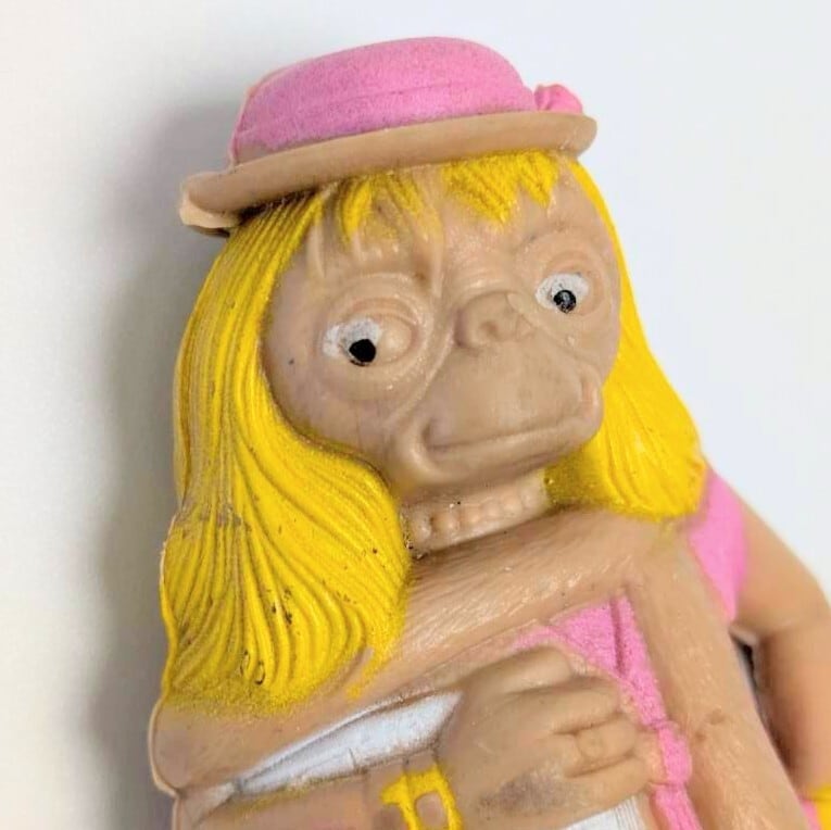 ☆ VINTAGE 1982☆【 E.T. ( イーティー ) 】【A】 PVCフィギュア / 女装・ドレス 〚アメリカン雑貨 アメトイ〛