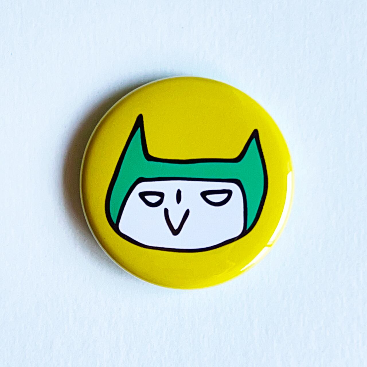 サーニャの缶バッジ(44mm) | ハチネッコ