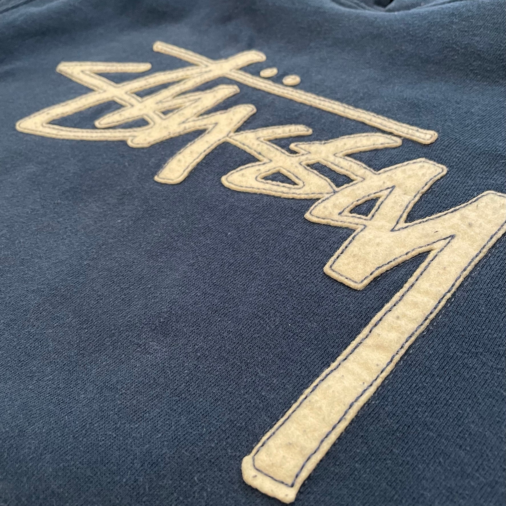 STUSSY】USA製 黒タグ スウェット パーカー 刺繍ロゴ Sサイズ ネイビー