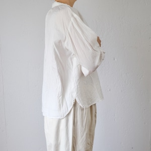 Gauze# (ガーゼ) ラミーシルク タイニーフリルカラー ブラウス:ホワイト