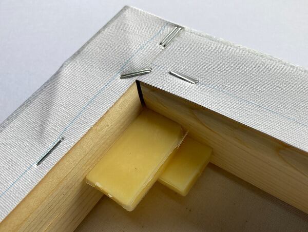 バンクシー「ショップ ティル ユー ドロップ/Shop Till You Drop」展示用フック付きキャンバスジークレ