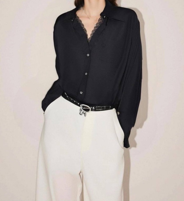 ブラックレースパッチワークVネック長袖シャツ