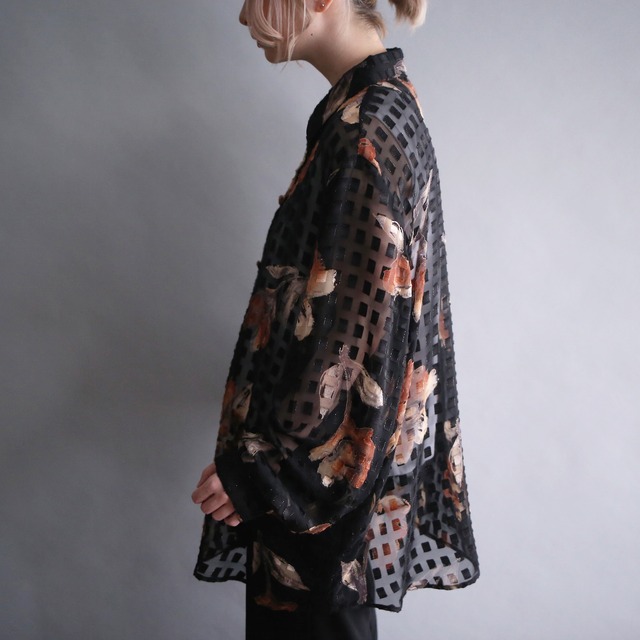flower art and grid pattern over size see-through shirt