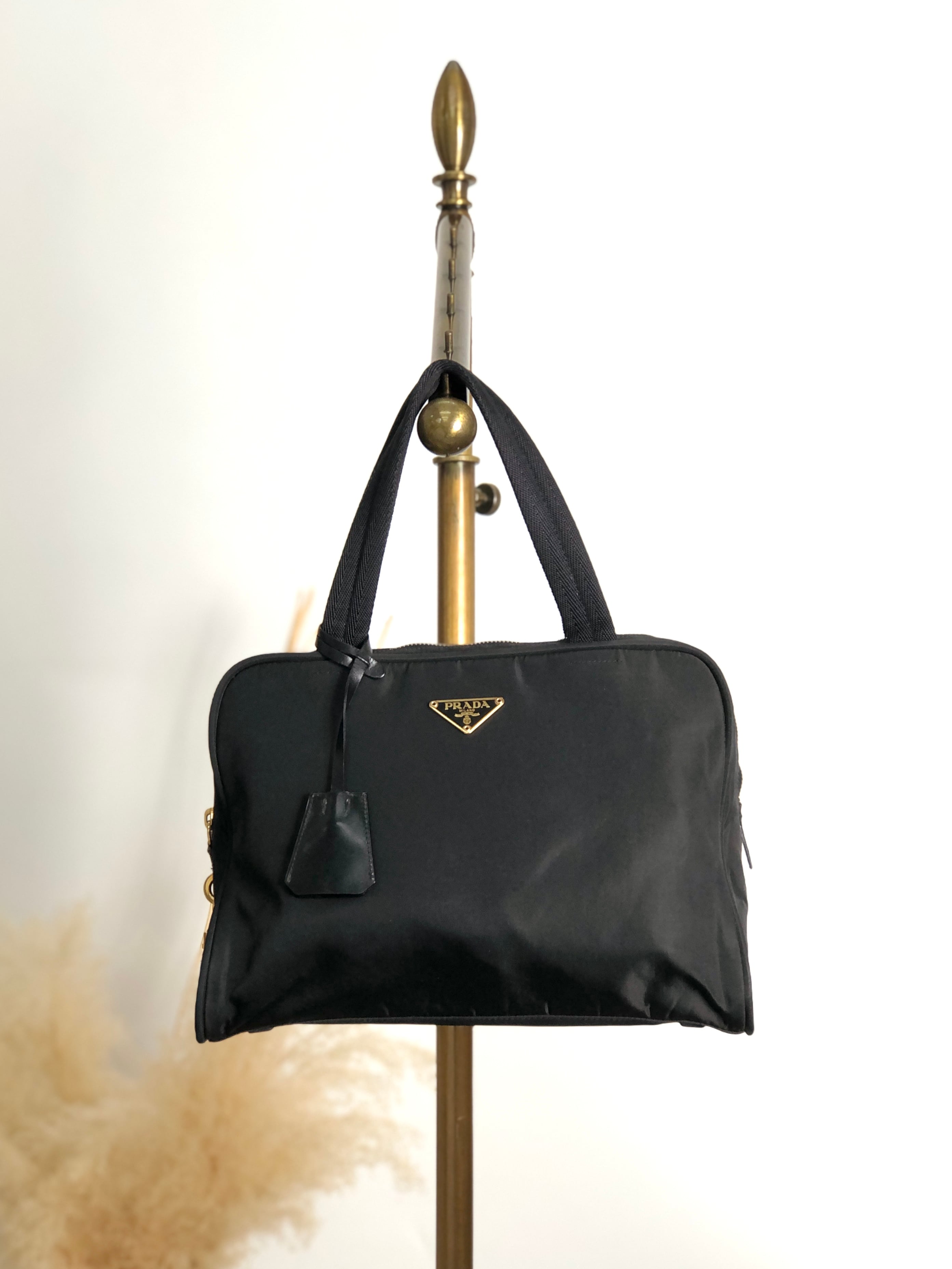 送料無料 12%OFF】【 日本直送 名牌中古包 】PRADA プラダ