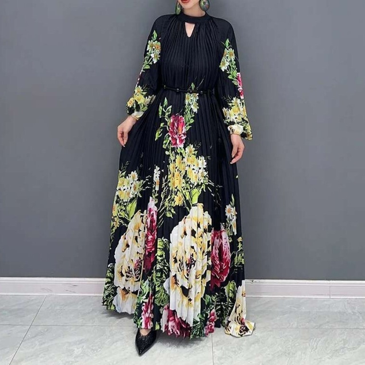 Black Floral Pleats Dress / ブラック フローラル プリーツ ワンピース