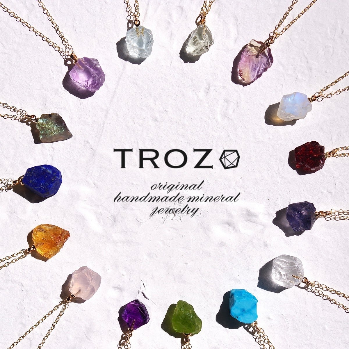 ハンガリー購入　ハンドメイド　天然石ネックレス ハンガリー購入ハンドメイド天然石ネックレス