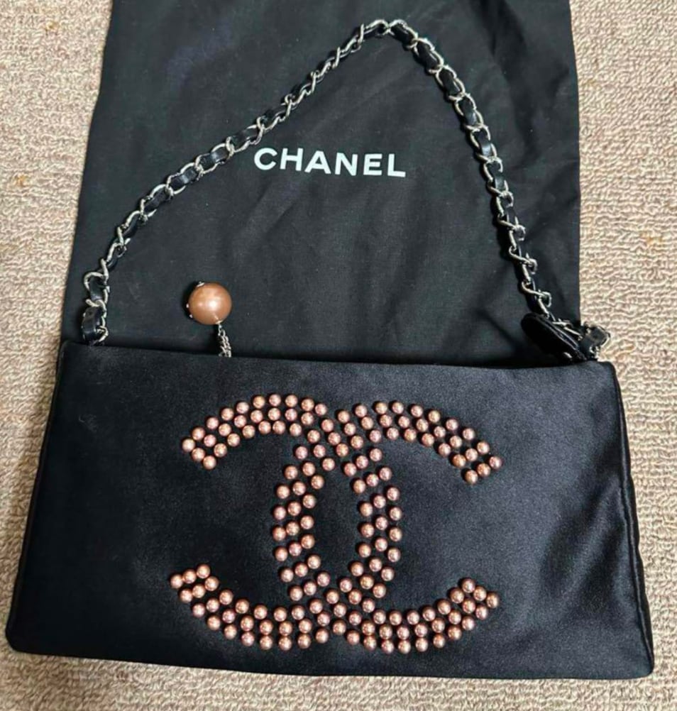 シャネルCHANEL サテンイブニングバッグ