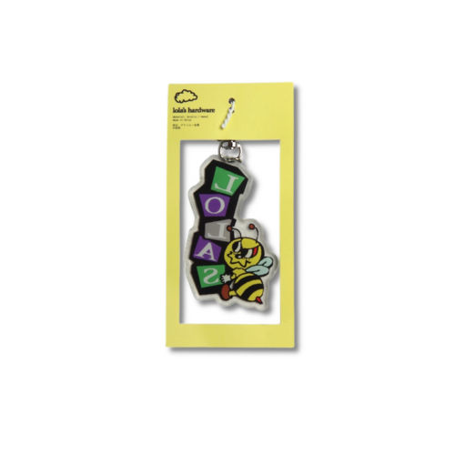 LOLAS BEE STAR RESIN KEYCHAIN