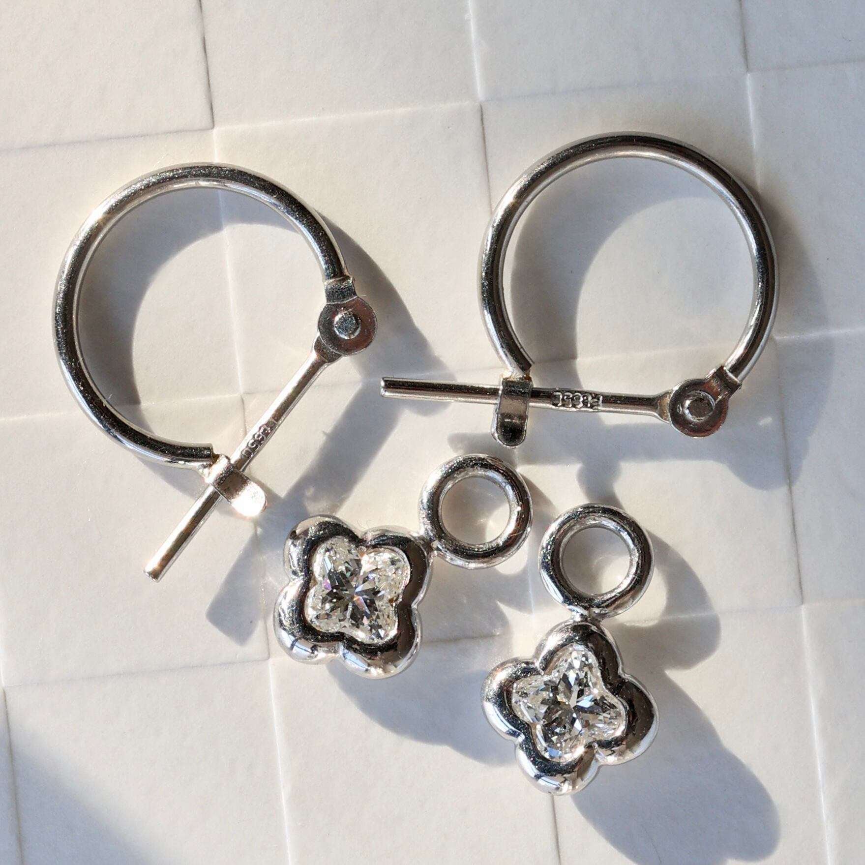 Pt850 プラチナダイヤイヤリング PM刻印 0.17ct 湿っ 1.56g 