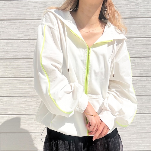 ドッキングドルマンパーカー