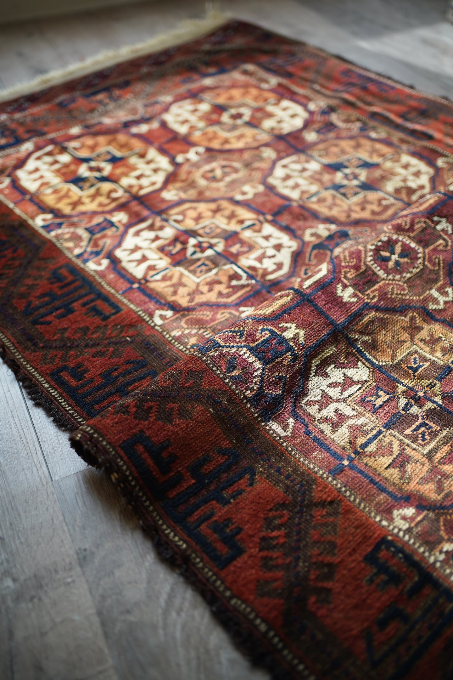 168】Antique Afghan Baluch rug 1900's | ヴィンテージラグ専門店