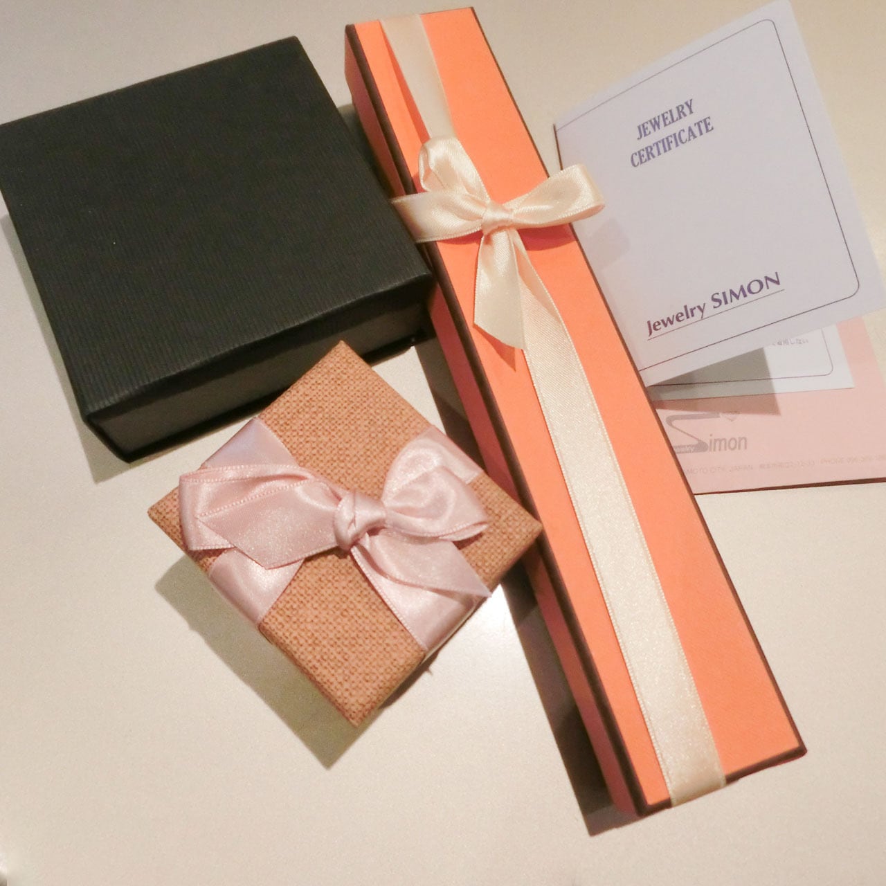 K18WG ホワイトゴールド　とんぼモチーフ　ダイヤモンドブローチ　ほぼ未使用 K18WG ホワイトゴールド とんぼモチーフ ダイヤモンドブローチ ほぼ未使用