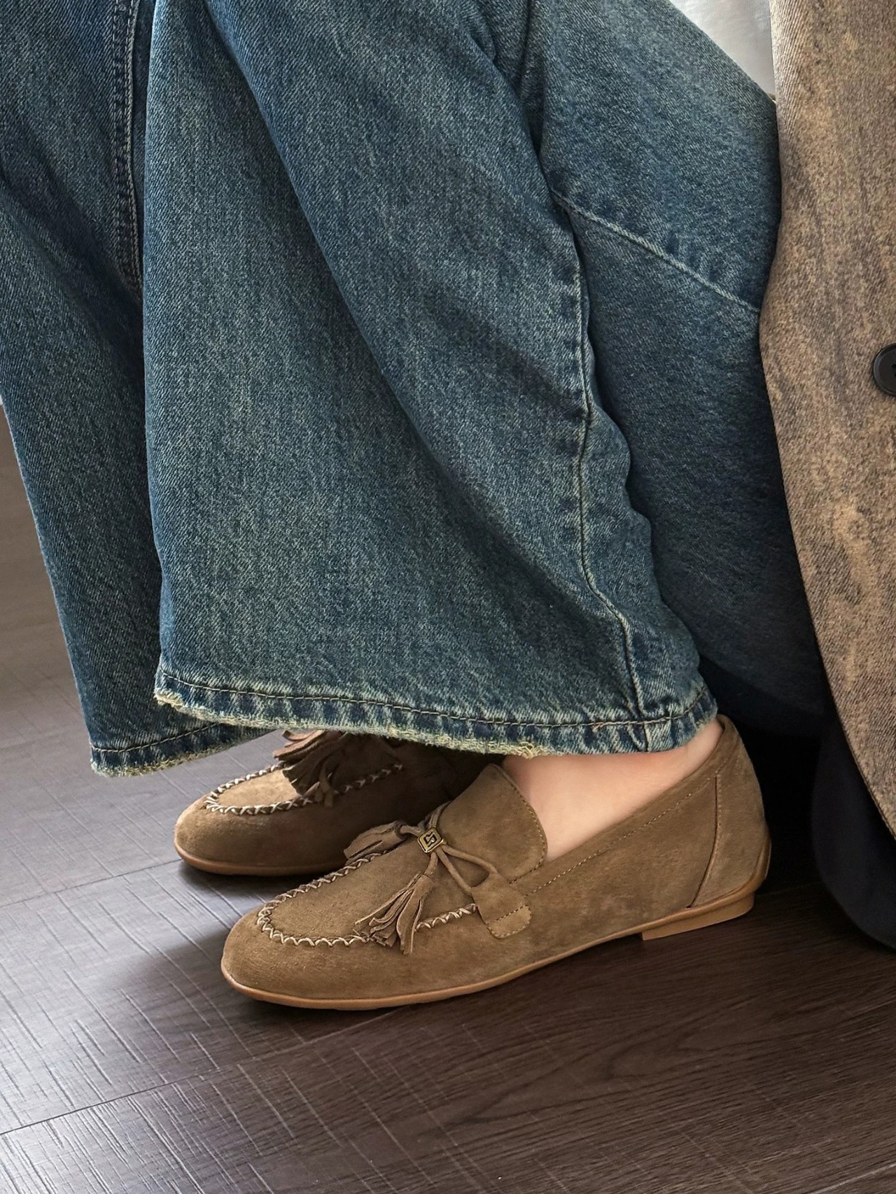 Bouclé Suede Tassel Loafers F0834