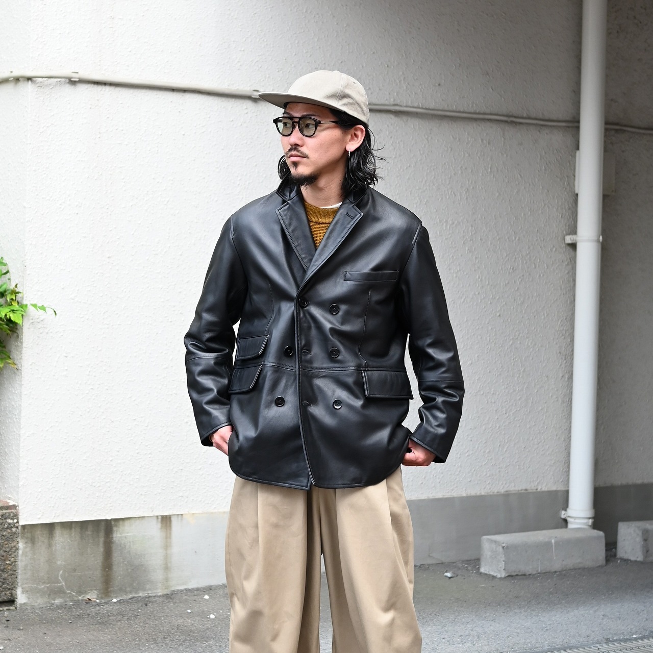 CCU(シーシーユー) レザー、YASHIKI(ヤシキ）ニットコーディネート