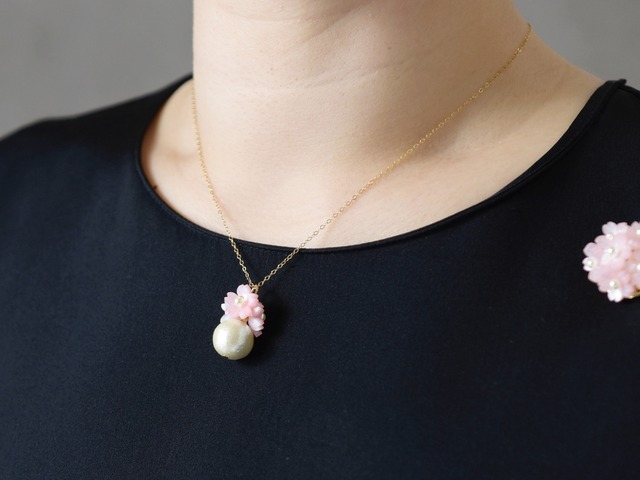 春限定【14kgf ネックレス】薄ピンクとパールの桜（春爛漫）