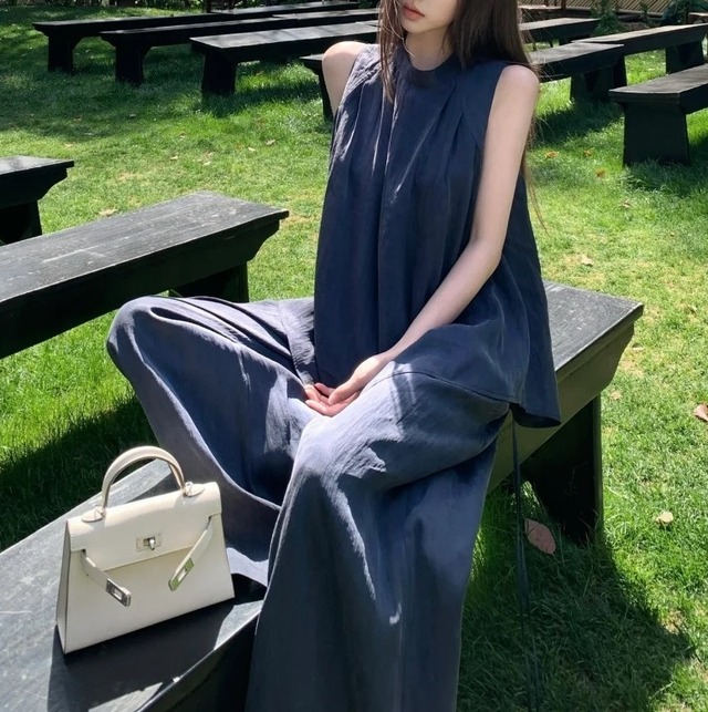 セットアップ ノースリーブ トップス ワイドパンツ 2点セット 上下セット レディース パンツ ボトムス ロングパンツ ロング 丈長 袖なし ノースリーブ 襟付き スタンドカラー 立ち襟 ワイド フレア ギャザー かわいい 大人可愛い きれいめ シンプル カジュアル おしゃれ かっこいい こなれ感 ルーズ クール 無地 春 夏 秋 ママ 通勤 学生 学校 通学 デート お出かけ 旅行 公園 女子会 休日 韓国 コーデ 楽ちん 体型カバー 普段使い 着回し S M L ゆったり 黒 ブラック