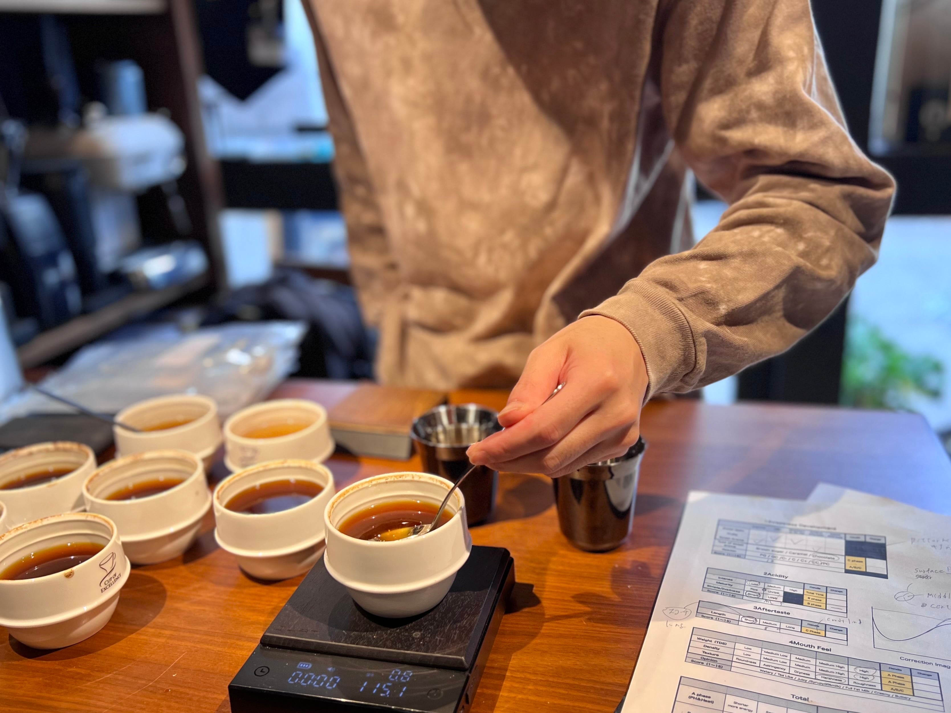 ORIGAMI カッピングボウル ホワイト COEロゴ入り | COFFEE LAB KOMAMEYA