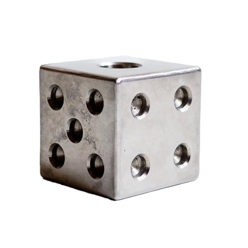 Metal dice object