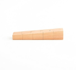 木村木品製作所 りんごの木 知育玩具 きづき「むきをそろえる」幅15×奥行き3×高さ3cm
