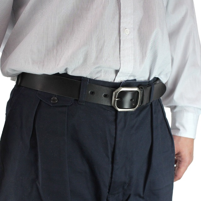 【栃木レザー クラシコ】本革ベルト 35mm幅　シールドバックル ベルト｜日本製｜LOCAL WORKS